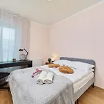 Rose By Renters * فروتسواف