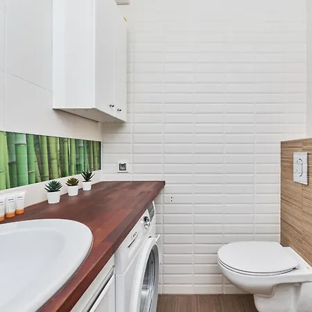 Апартаменты Rose By Renters Вроцлав