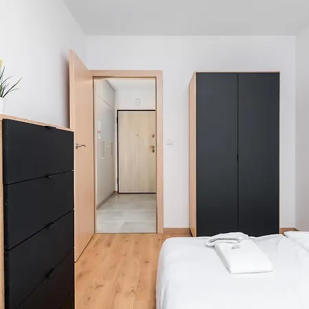 Rose By Renters Вроцлав