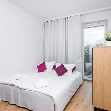 Rose By Renters Апартаменты *