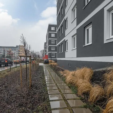 Rose By Renters Апартаменты *