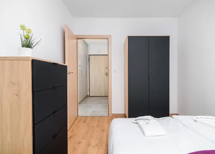 Rose By Renters فروتسواف